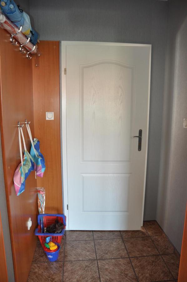 Budziar - Kwatery Nad Morzem Ujście-Darłowskie Exterior foto